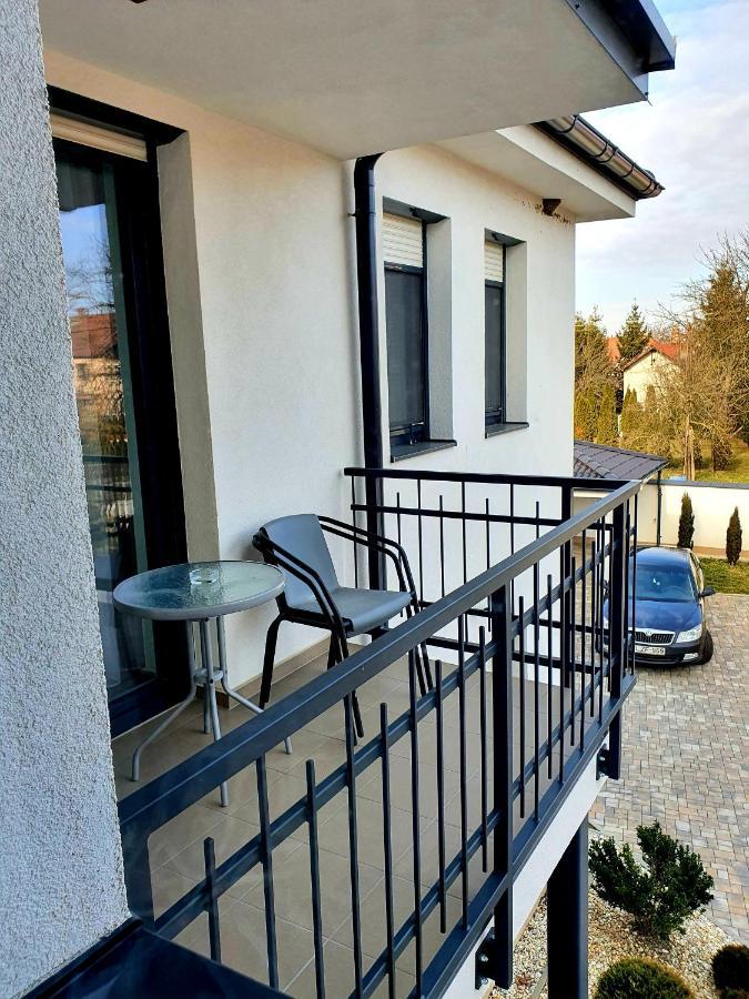 Maya Apartment Sárvár Zewnętrze zdjęcie